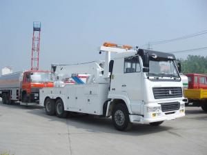 【May,2013】To Mozambique - 10 wheels HOWO heavy duty tow truck with rotated crane