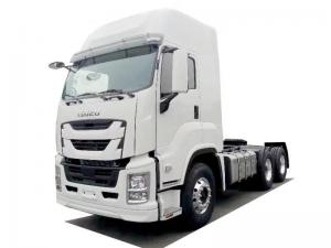 10 WHEELS ISUZU tractor truck  10 WHEELS ISUZU tractor truck