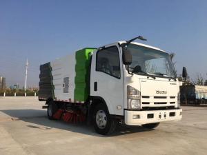 700P ISUZU 8CBM street sweeper truck