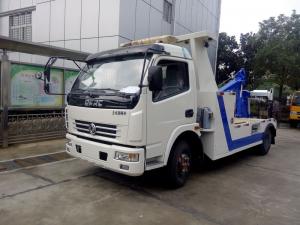 DONGFENG carry one tow truck with crane