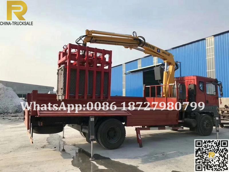 Grab bricks crane truck